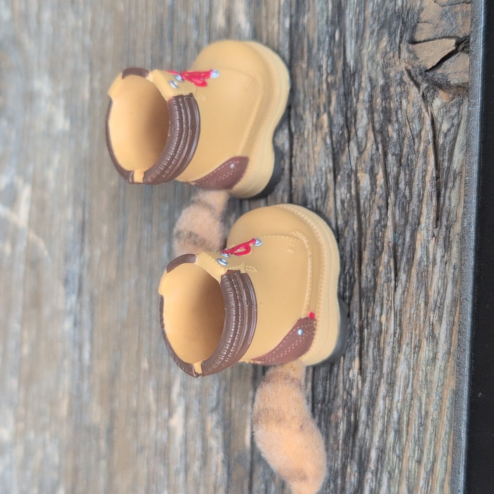 Hiking Boots with Raccoon Tail For Dolls - Picture 4 of 7